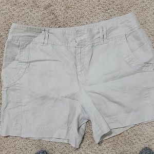 Inc light tan shorts